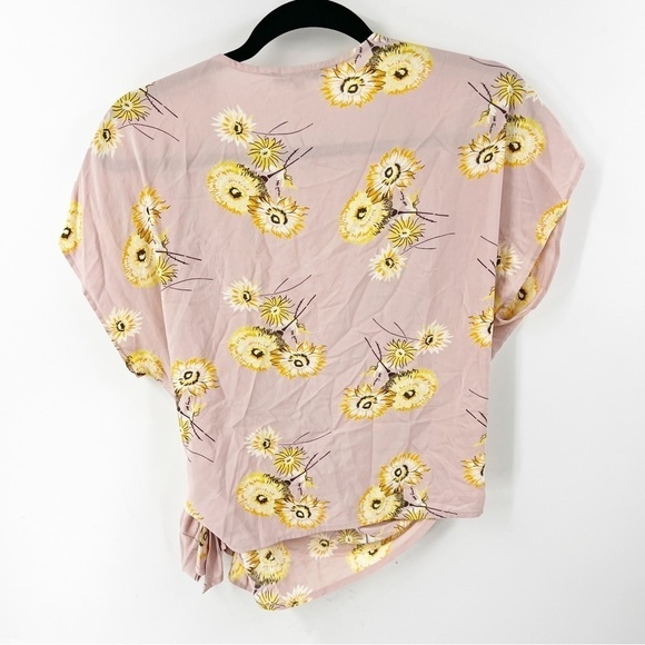 ✅‎ MADEWELL Floral Short Sleeve Wrap Top TWIGGY WISTERIA DOVE Size MEDIUM - Picture 7 of 7